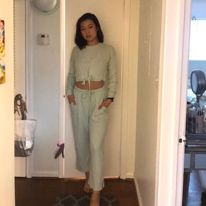 Gymshark Relaxed Joggers Washed Green M